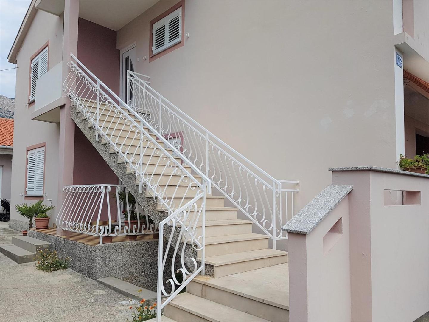 Apartments Gabriela Башка Экстерьер фото